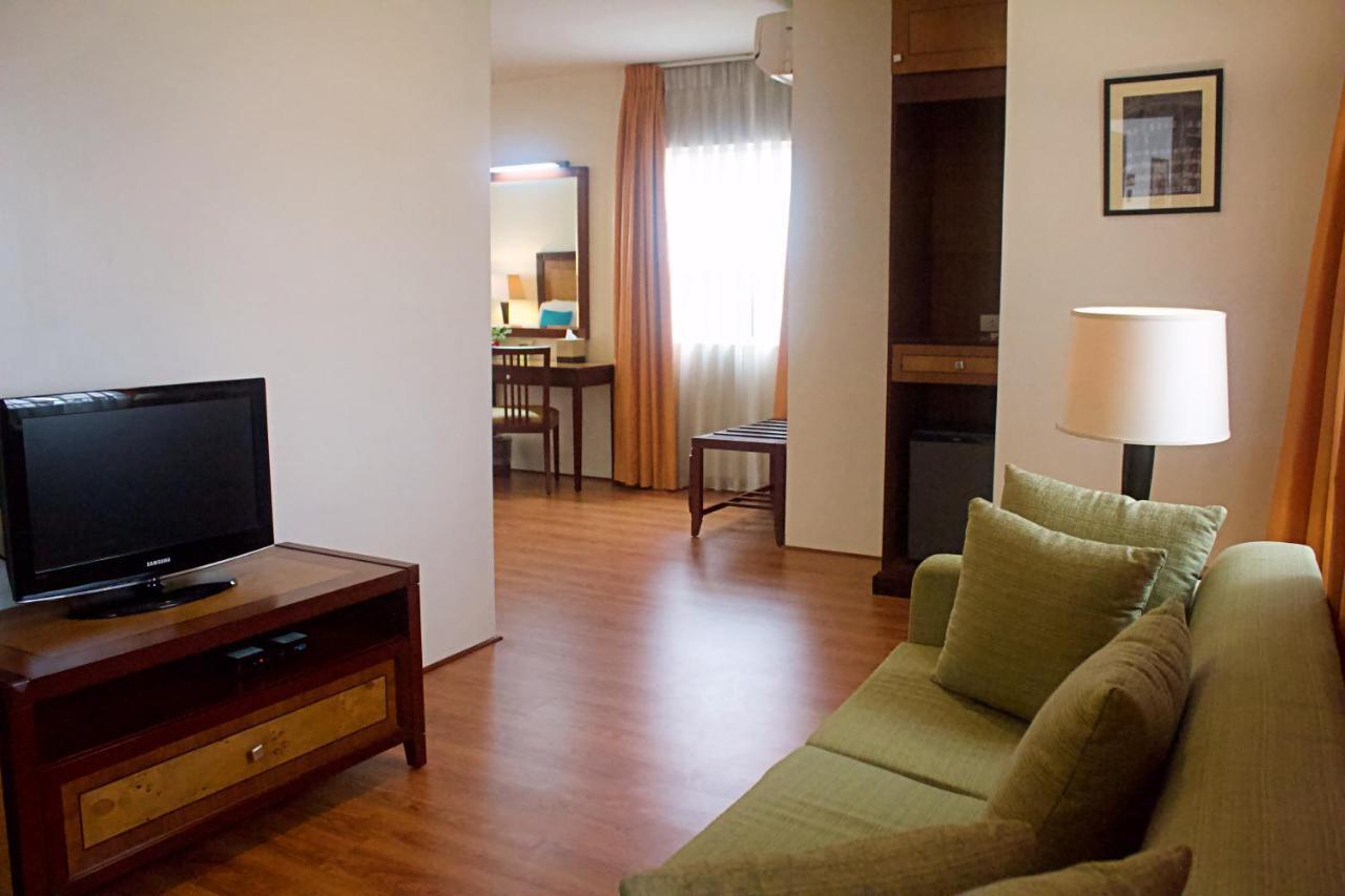 Citi Park Hotel Cebu Powered By Cocotel Ngoại thất bức ảnh
